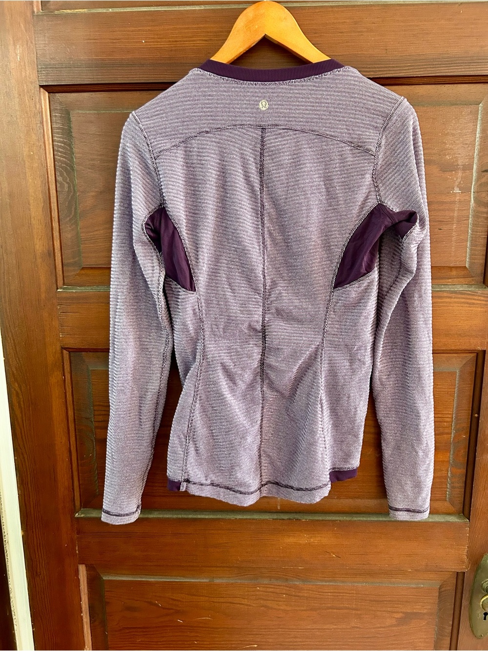lululemon athletica Base Runner in Lavender Textured Long Sleeve Top - Picture 3 of 11